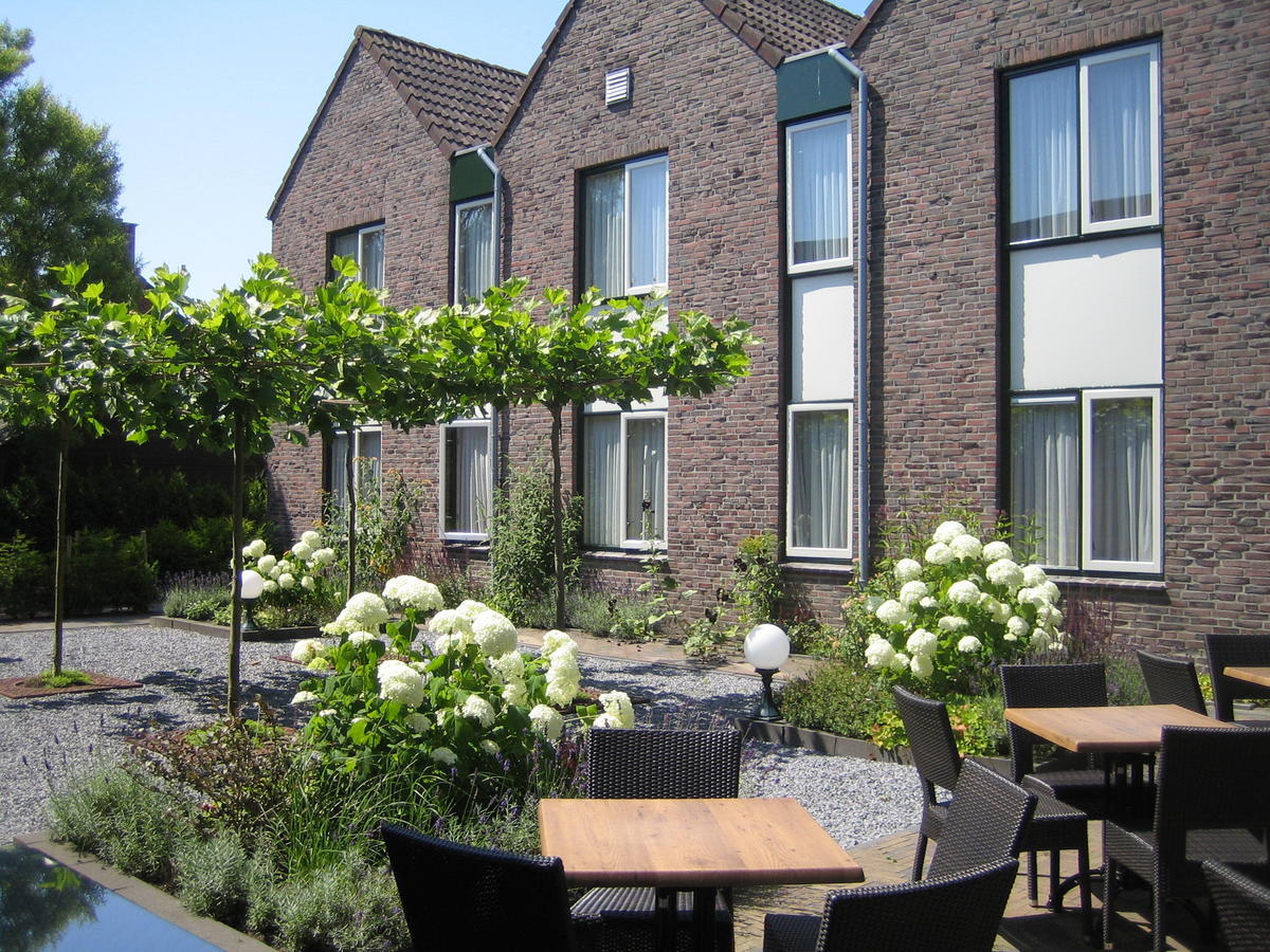 Hotel Ekamper Oosteinde Exterior photo